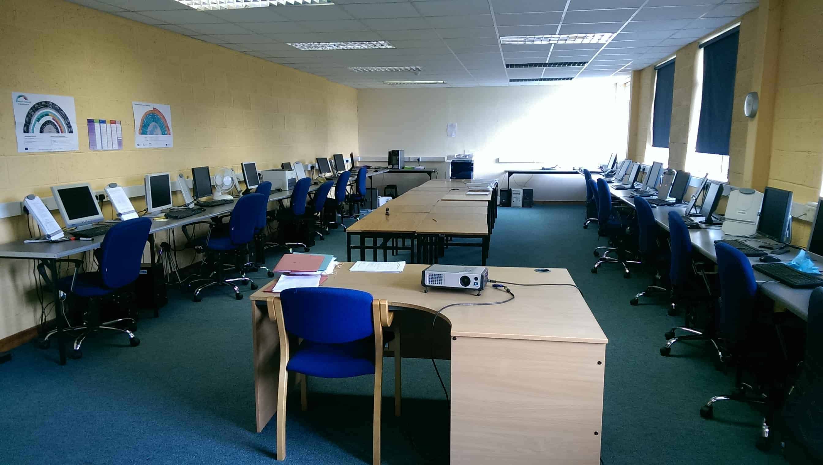 Computer Training EETC.ie